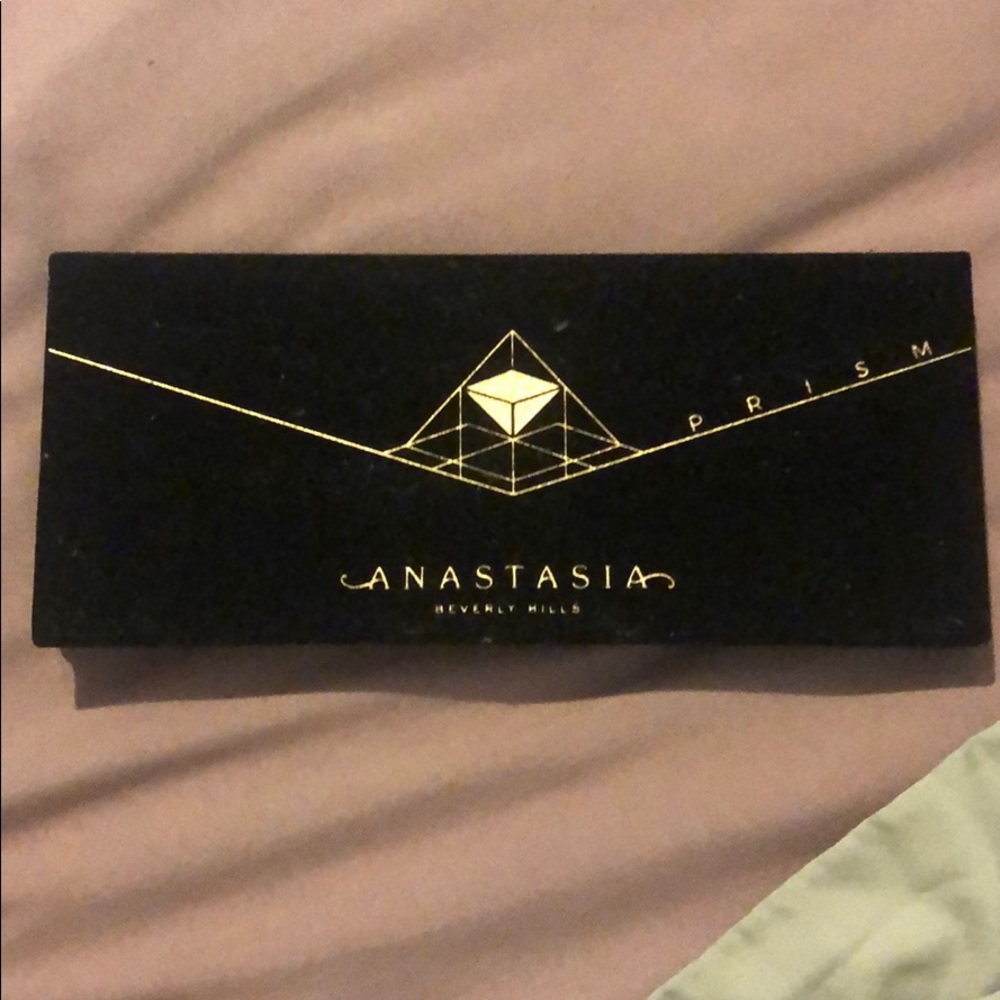 Anastasia Beverly Hills Prism Eyeshadow Pallet